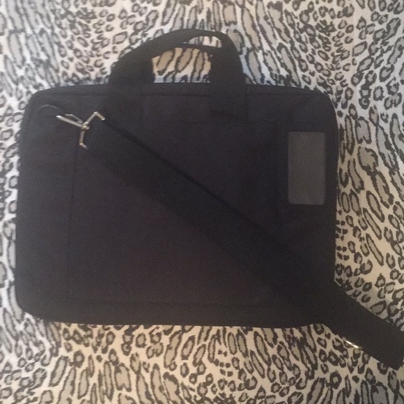 Portable Laptop/Tablet Bag 14” by 10”, 2” wide - Picture 3 of 3